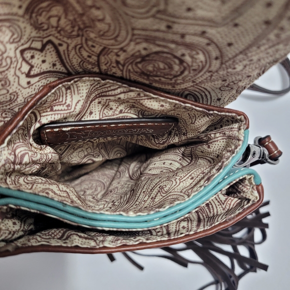 Nocona Brown Fringe Crossbody Bag With Adjustable Straps - Picture 6 of 10